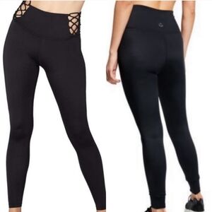 Beyond Yoga Black Full Length"Learn the Ropes" Leggings